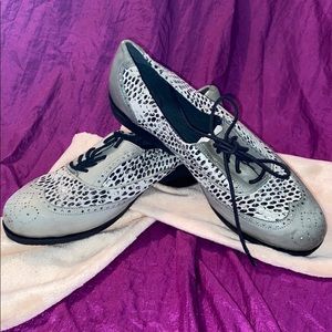 Women’s Golf Shoes